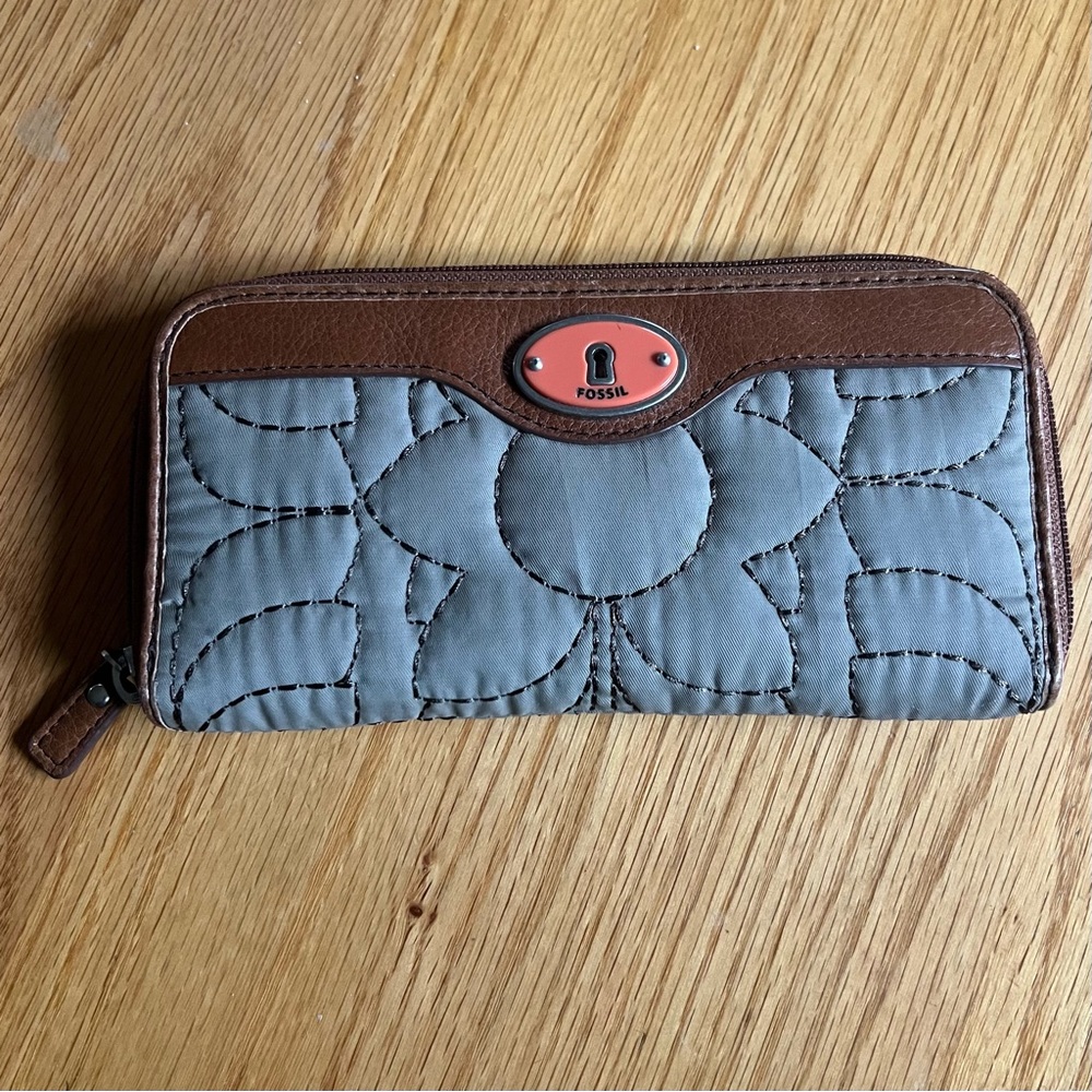 Fossil Mason Satchel With Matching Wallet. - image 8